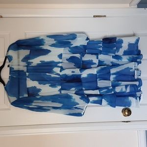 NWT Blue & White Abstract Tiered Ruffle Dress Size XL